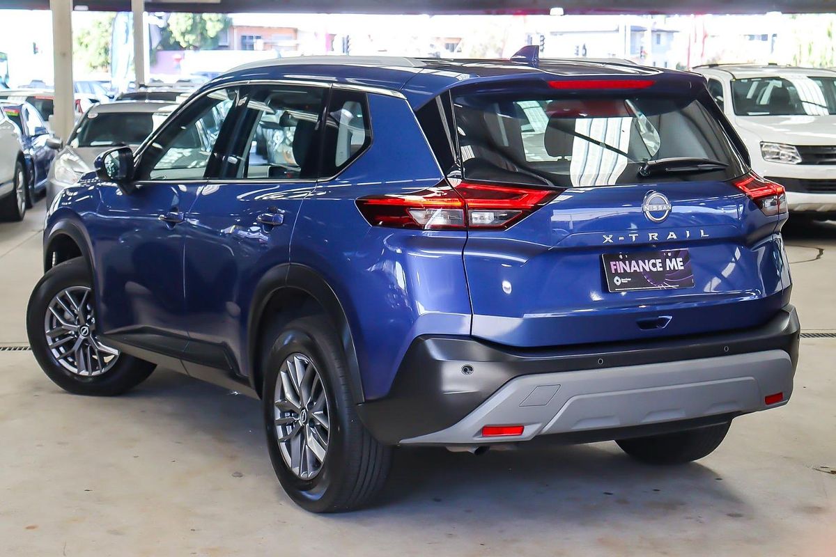 2024 Nissan X-TRAIL ST T33