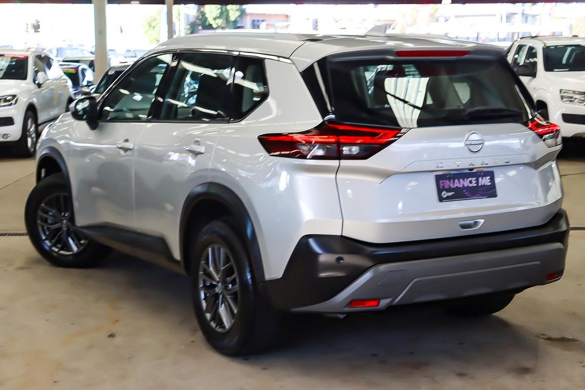 2024 Nissan X-TRAIL ST T33