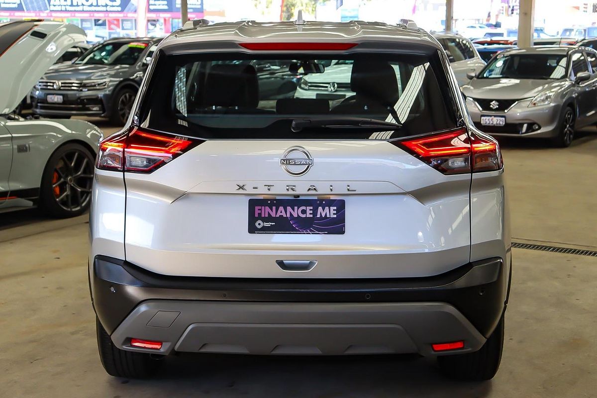 2024 Nissan X-TRAIL ST T33