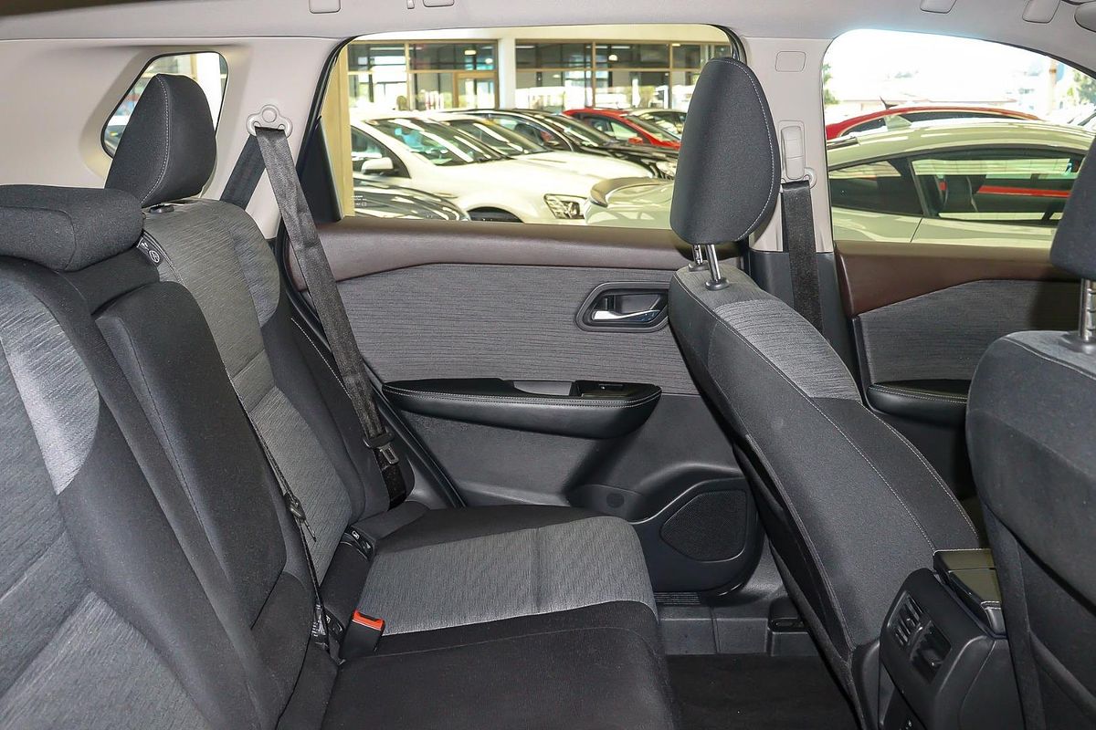 2024 Nissan X-TRAIL ST T33