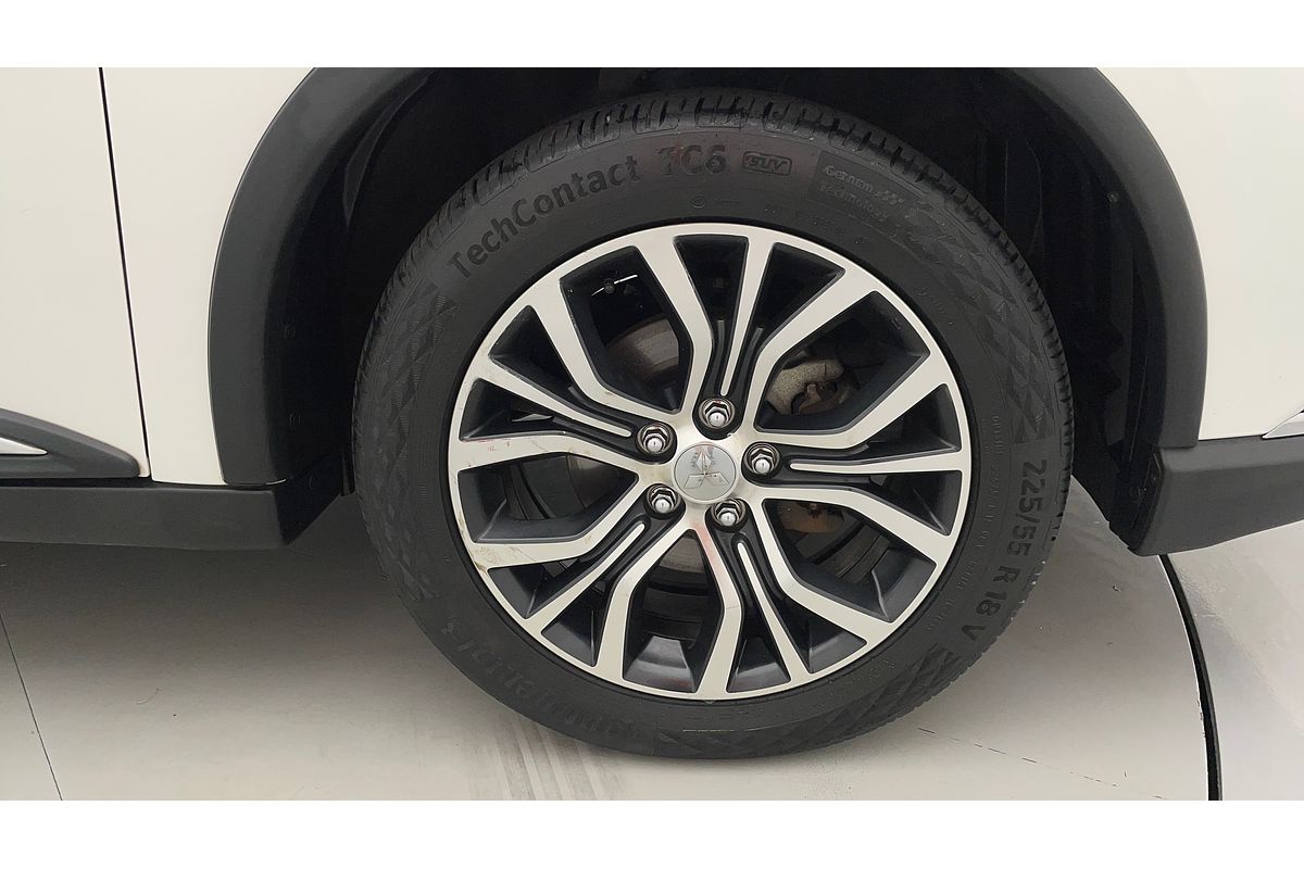 2017 Mitsubishi Outlander Exceed ZK