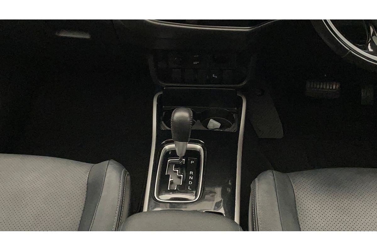 2017 Mitsubishi Outlander Exceed ZK