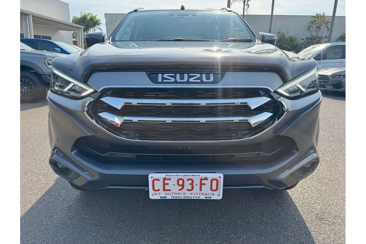 2022 Isuzu MU-X LS-T