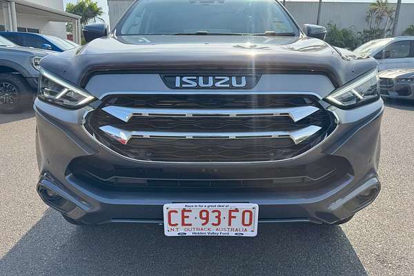 2022 Isuzu MU-X LS-T