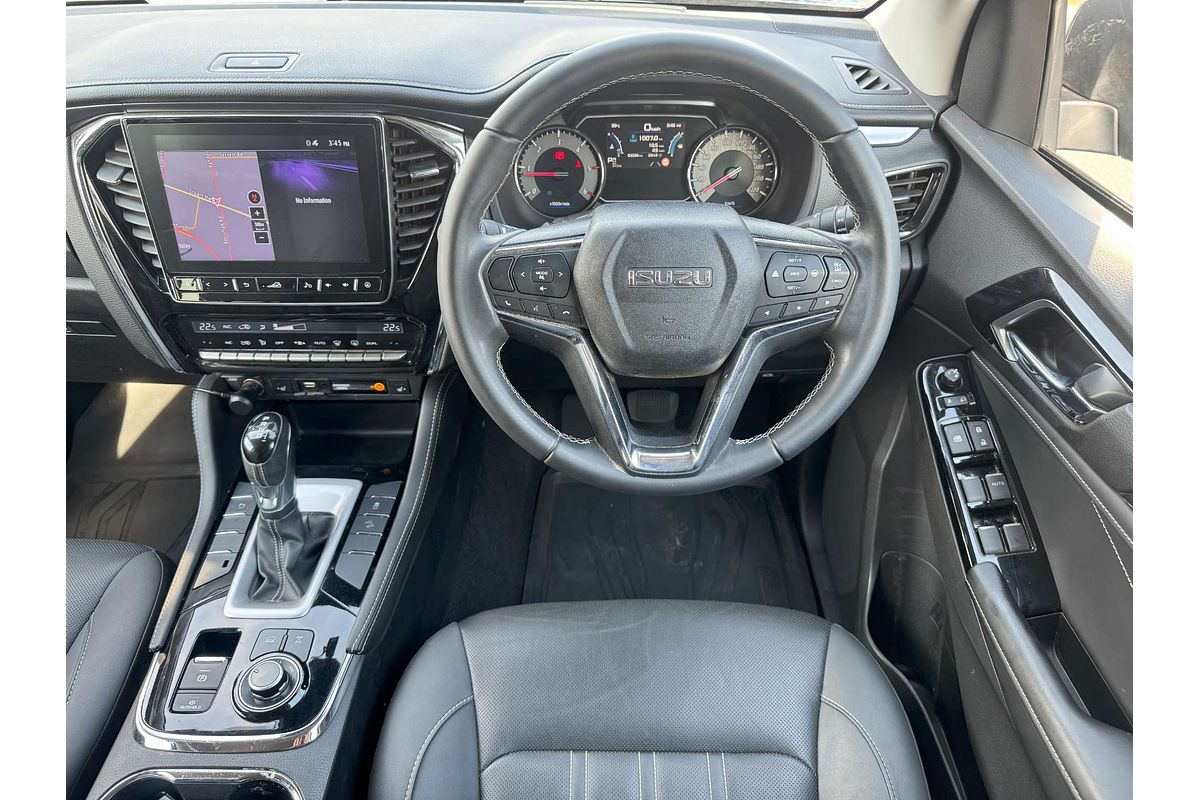 2022 Isuzu MU-X LS-T