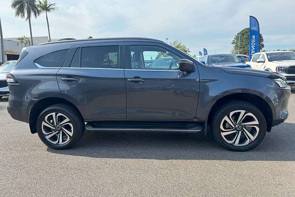 2022 Isuzu MU-X LS-T