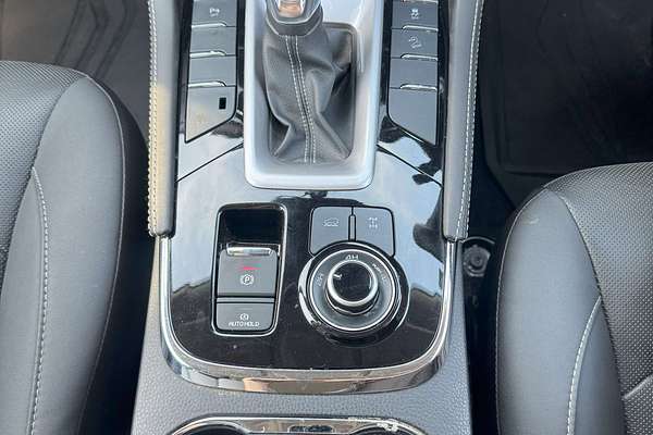 2022 Isuzu MU-X LS-T