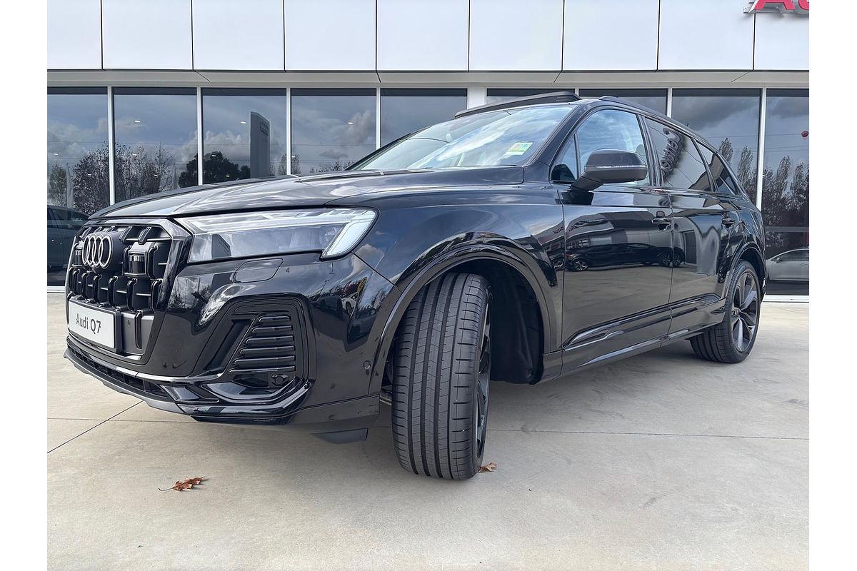 2025 Audi Q7 45 TDI 4M