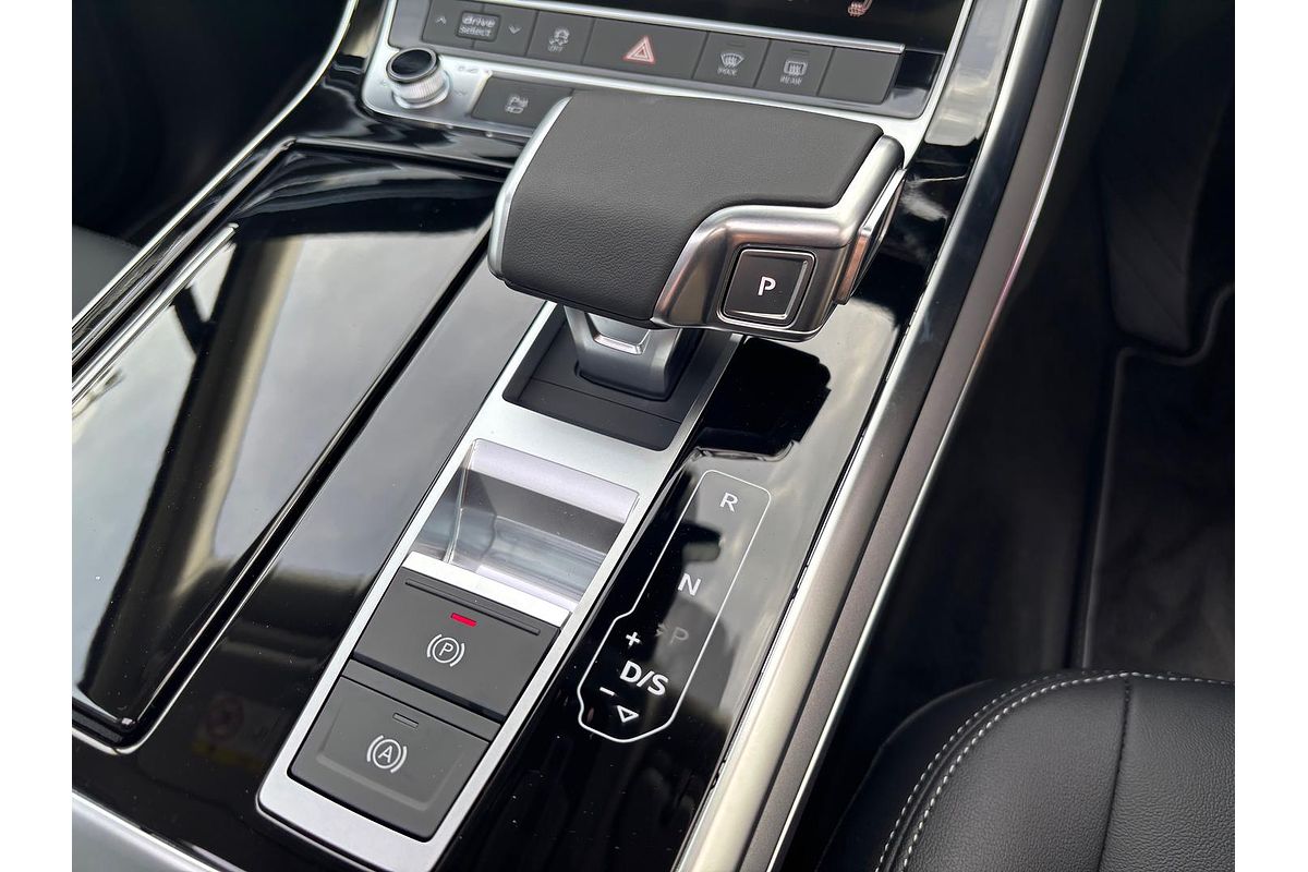 2025 Audi Q7 45 TDI 4M