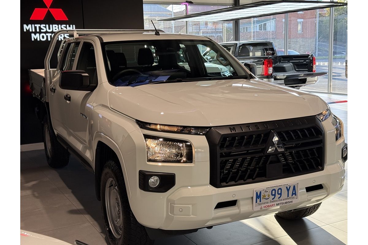 2025 Mitsubishi Triton GLX MV 4X4