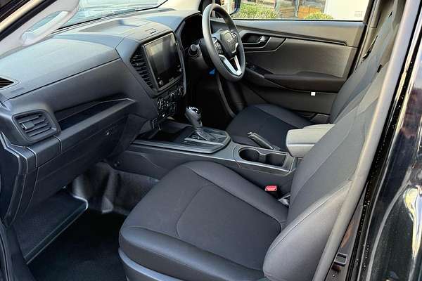 2024 Isuzu D-MAX SX 4X4