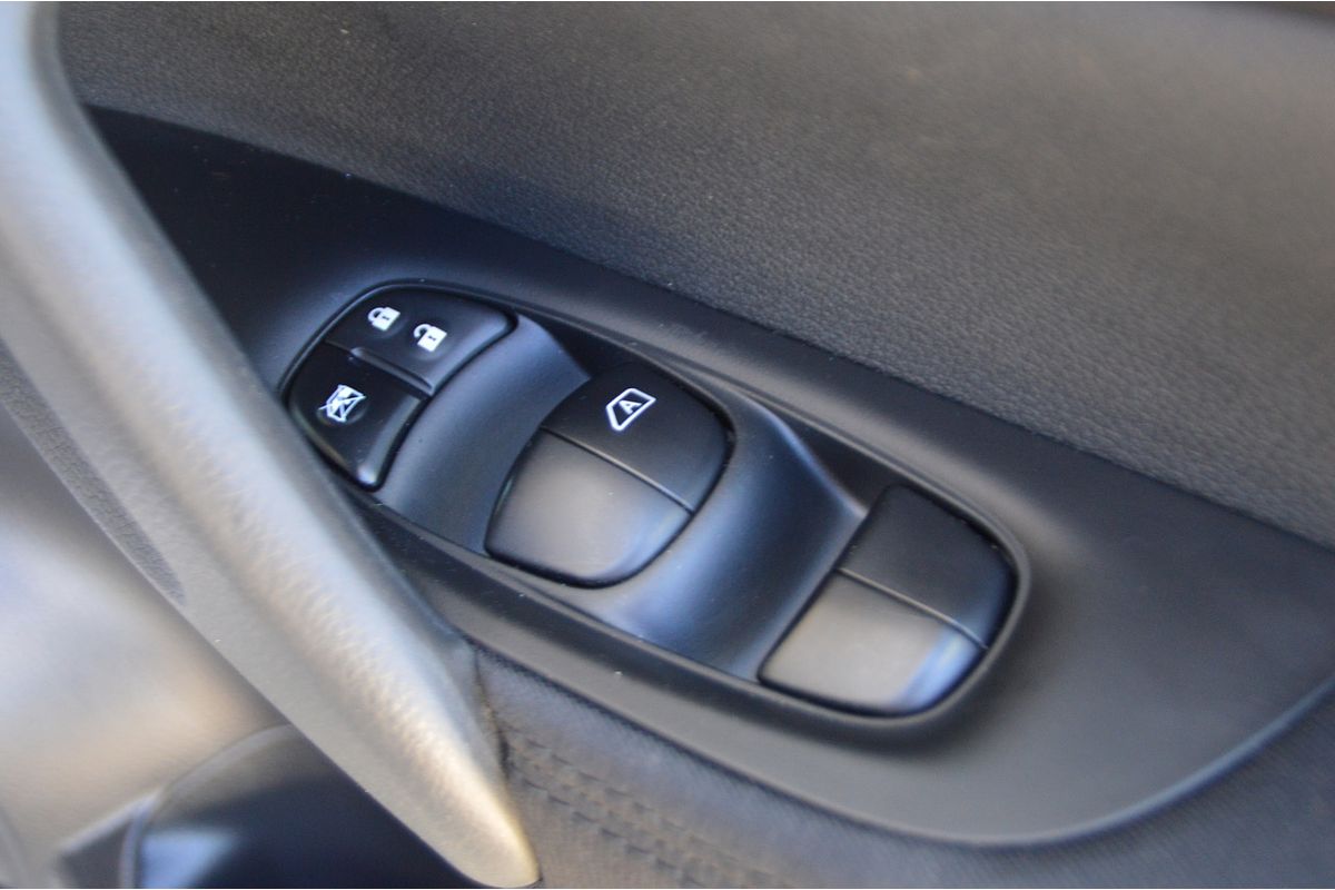 2017 Nissan QASHQAI ST J11