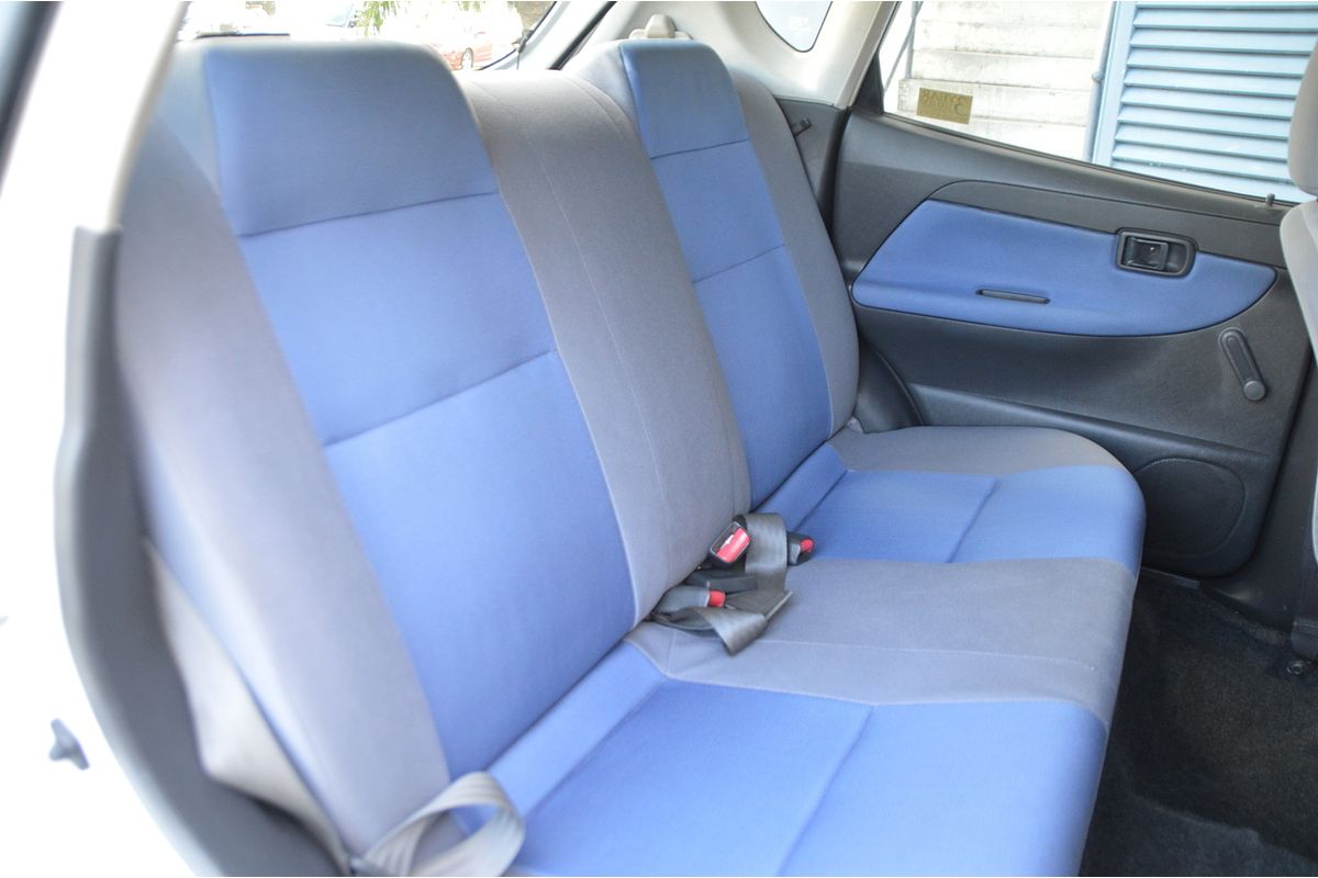 2004 Daihatsu Sirion M100RS