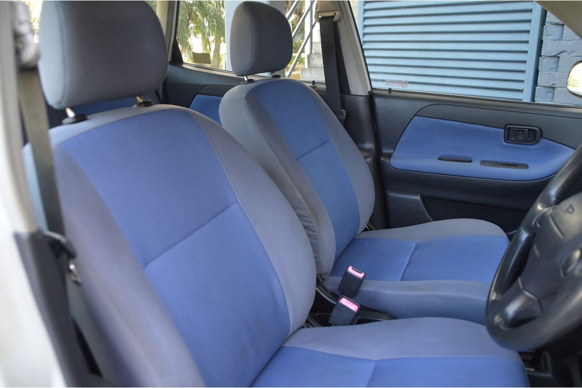 2004 Daihatsu Sirion M100RS