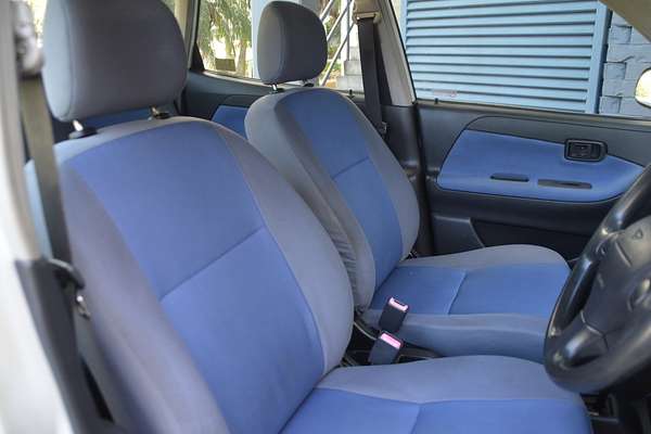 2004 Daihatsu Sirion M100RS