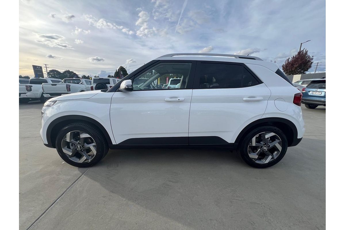 2024 Hyundai Venue Elite QX.V5