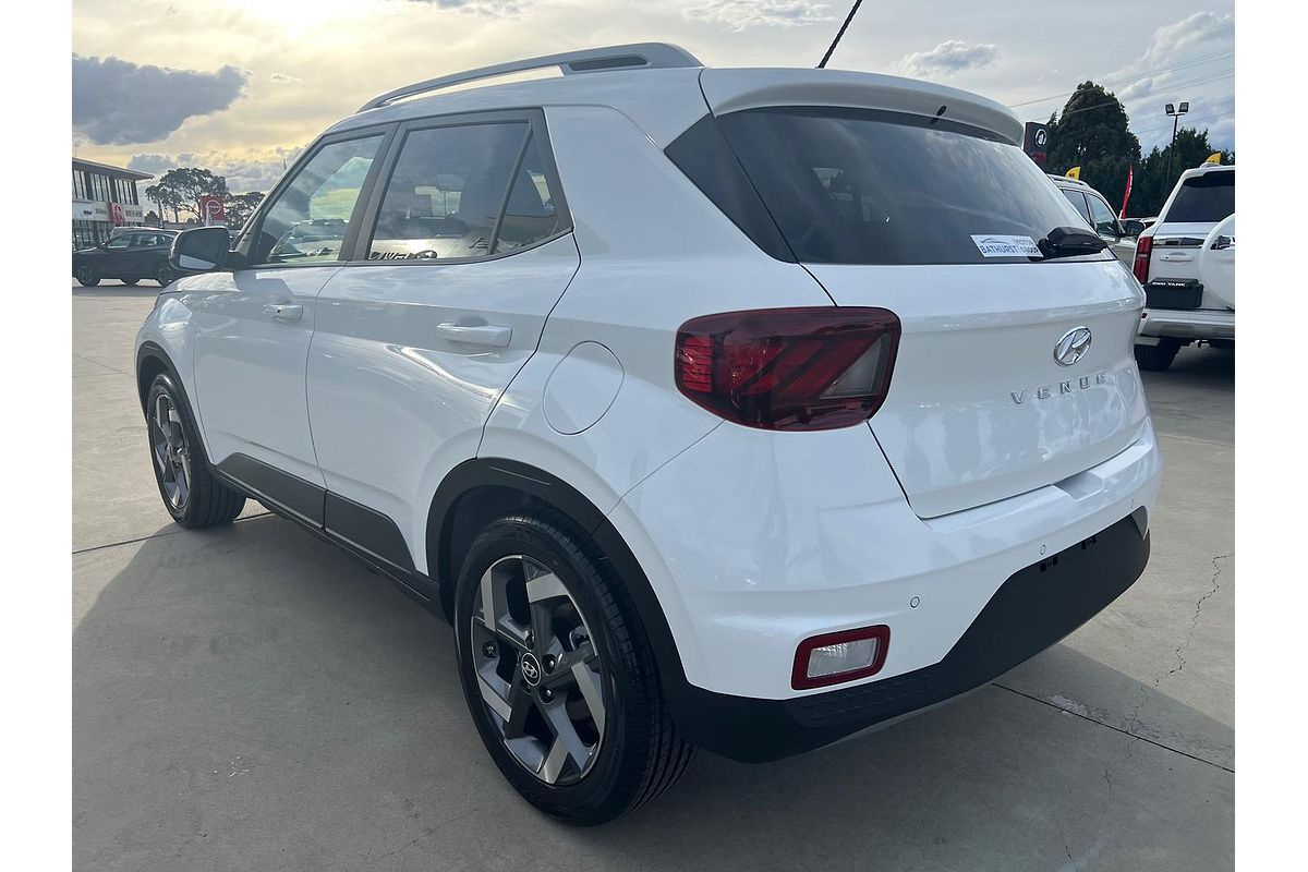 2024 Hyundai Venue Elite QX.V5