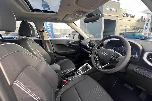 2024 Hyundai Venue Elite QX.V5