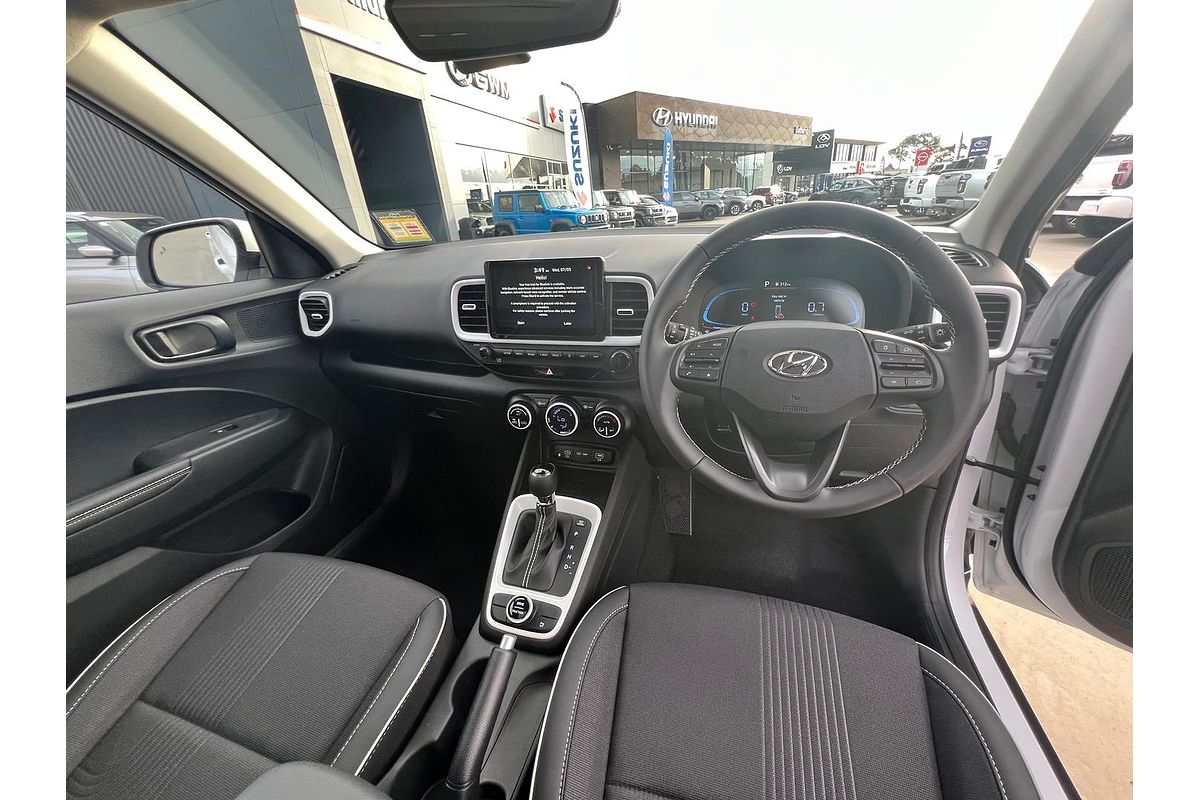 2024 Hyundai Venue Elite QX.V5