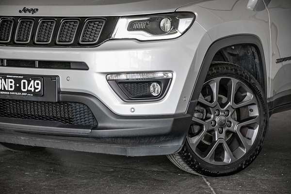 2021 Jeep Compass Limited M6
