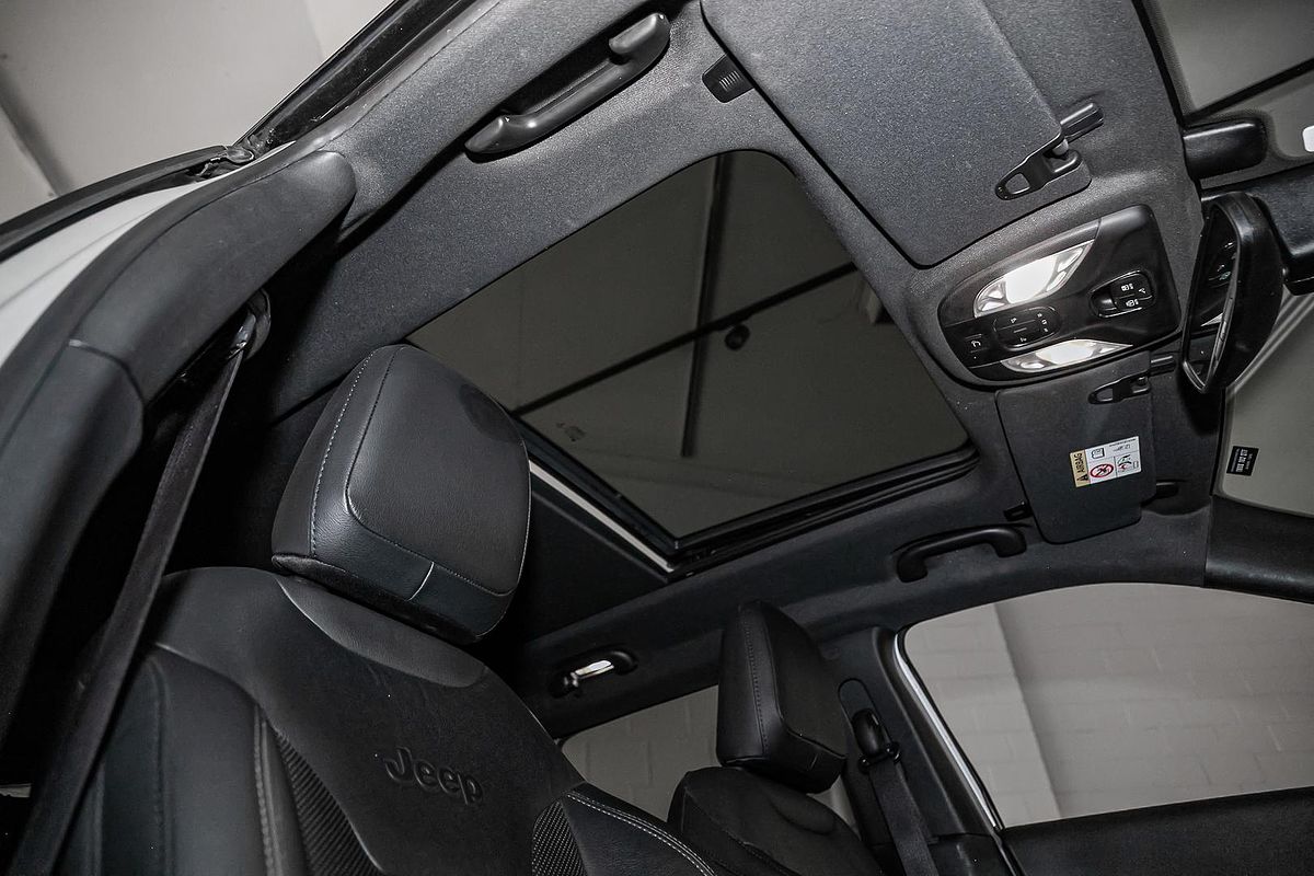 2021 Jeep Compass Limited M6