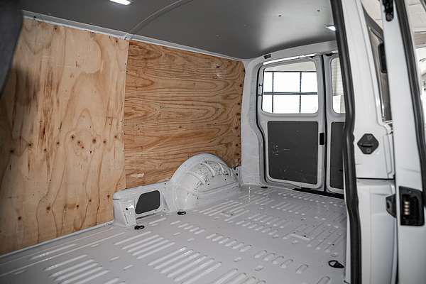 2022 Volkswagen Transporter TDI450 T6.1 LWB