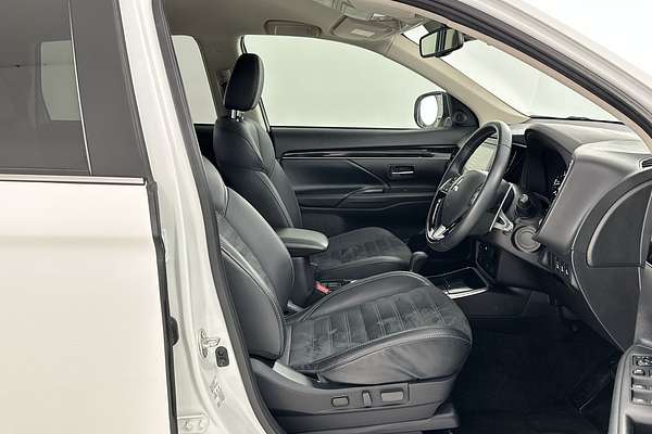 2020 Mitsubishi Outlander LS ZL