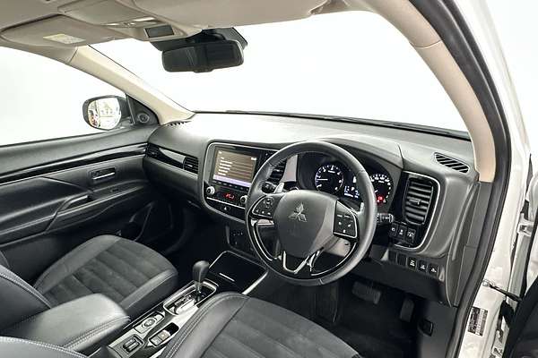 2020 Mitsubishi Outlander LS ZL