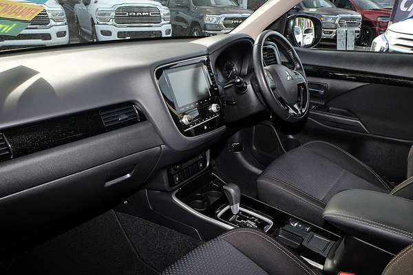 2019 Mitsubishi Outlander ES ZL