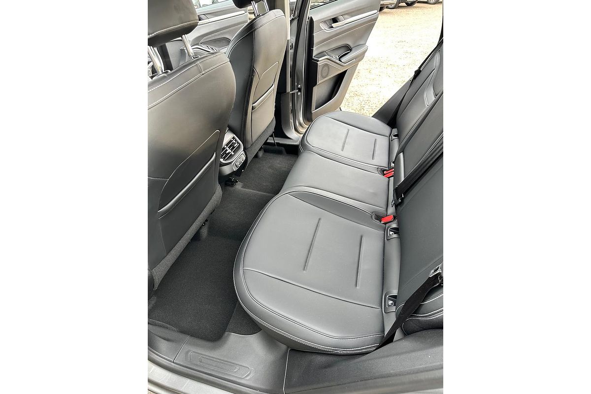 2023 GWM Haval H6 Lux Hybrid B01