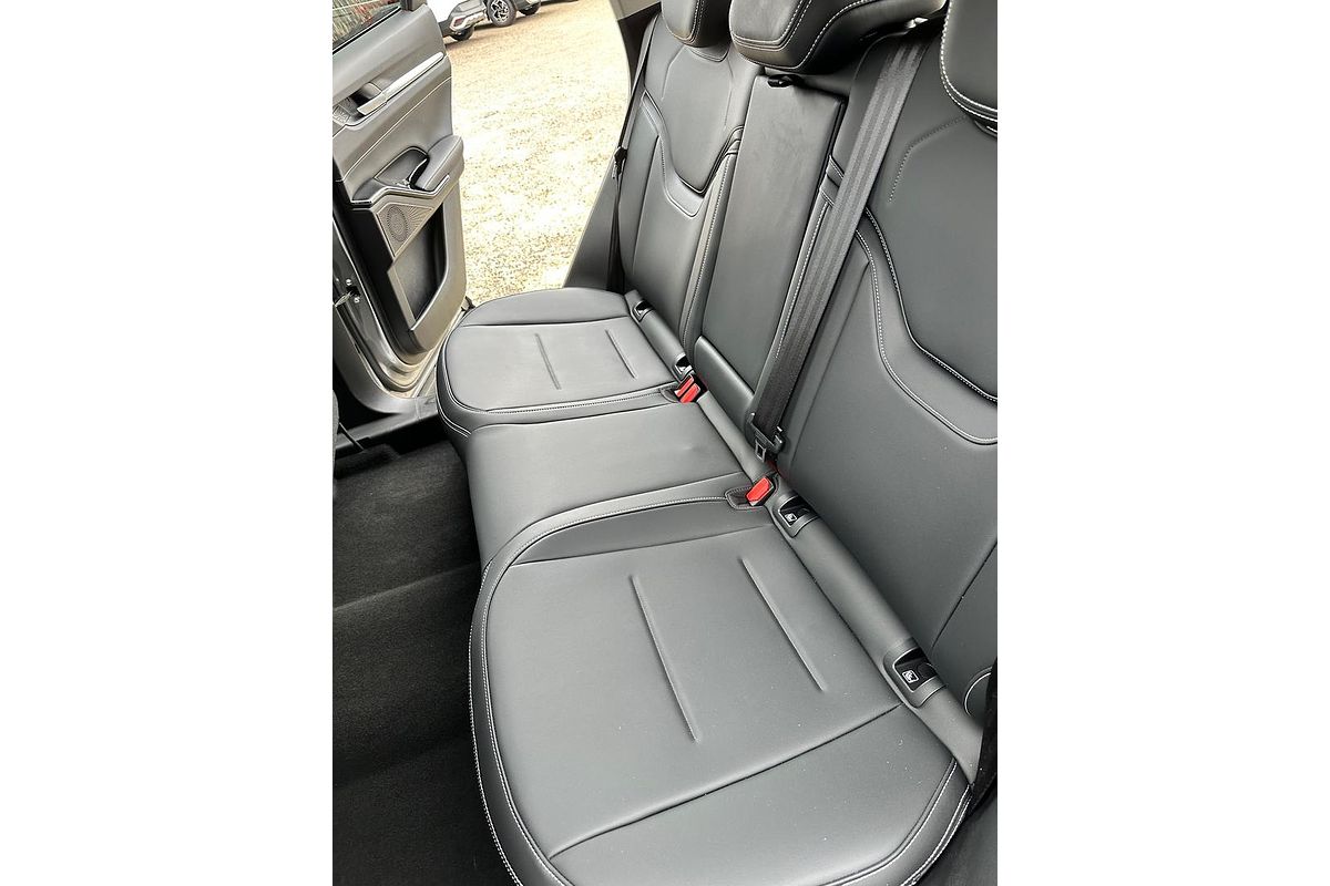2023 GWM Haval H6 Lux Hybrid B01