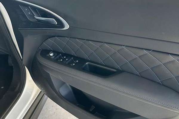 2023 GWM Ora Standard Range ES11