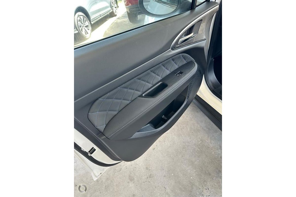 2023 GWM Ora Standard Range ES11