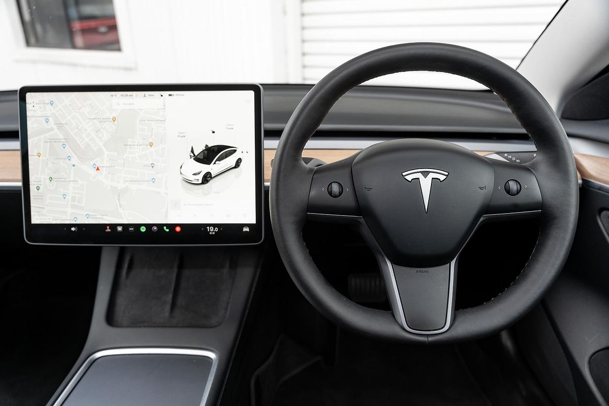 2023 Tesla Model 3 Rear-Wheel Drive