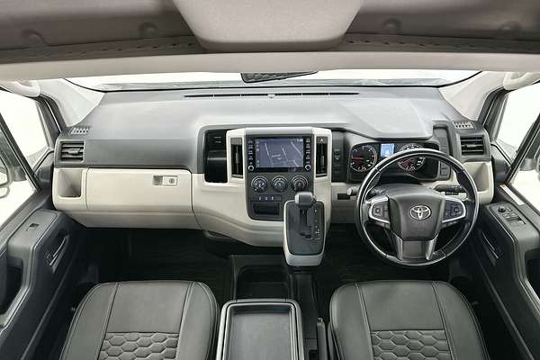 2022 Toyota Hiace GDH320R