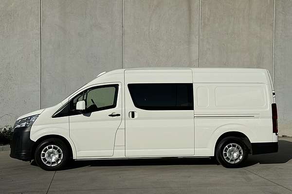 2022 Toyota Hiace GDH320R