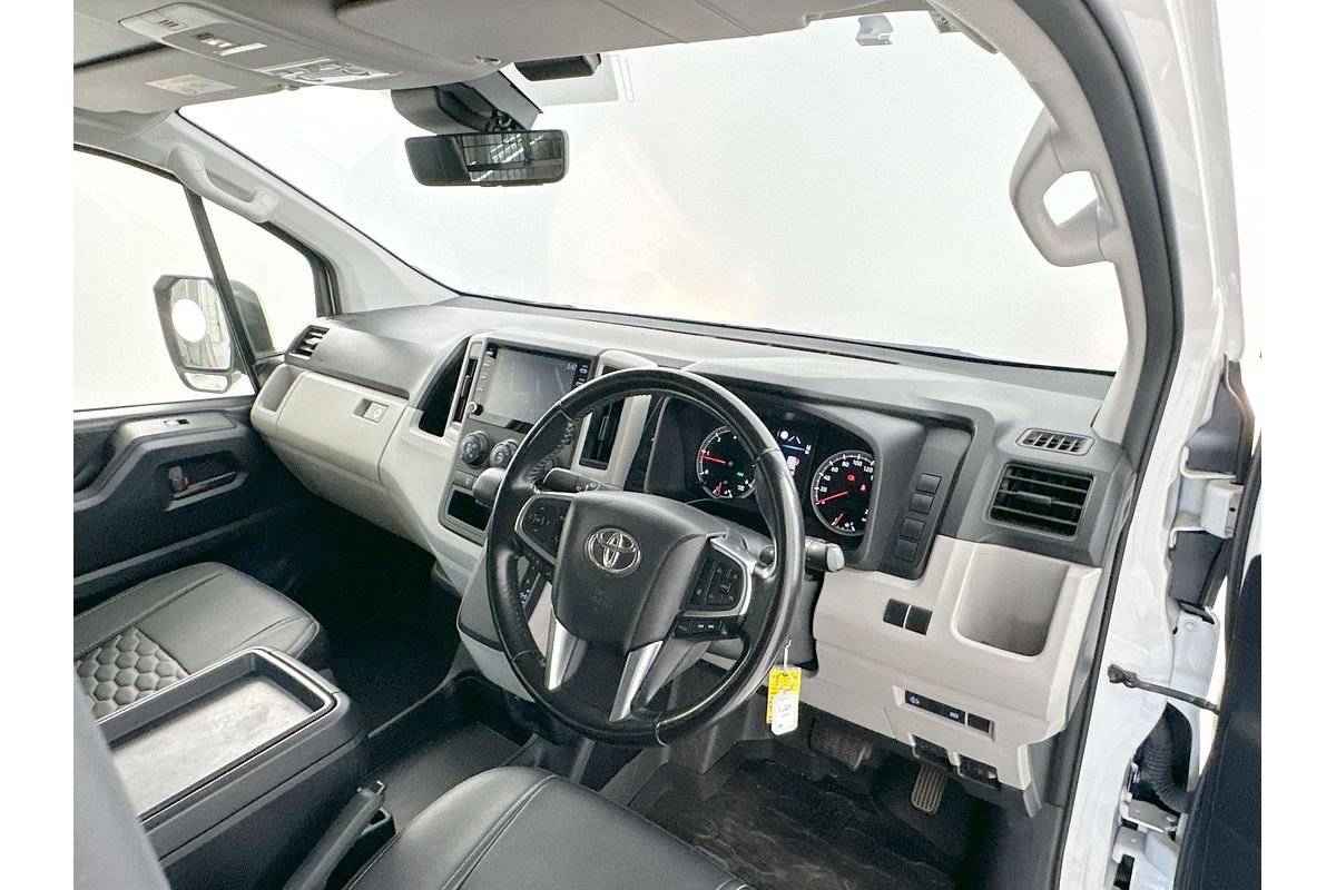 2022 Toyota Hiace GDH320R