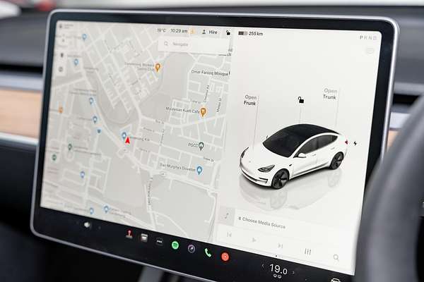 2023 Tesla Model 3 Rear-Wheel Drive