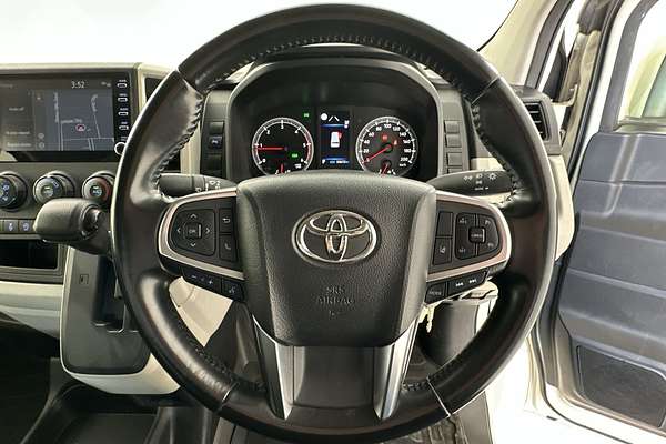 2022 Toyota Hiace GDH320R