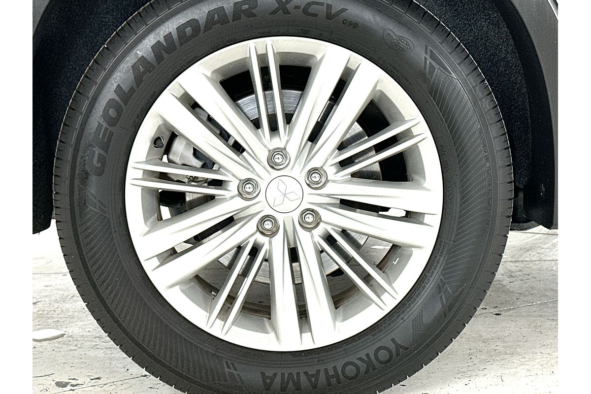 2022 Mitsubishi Outlander ES ZM