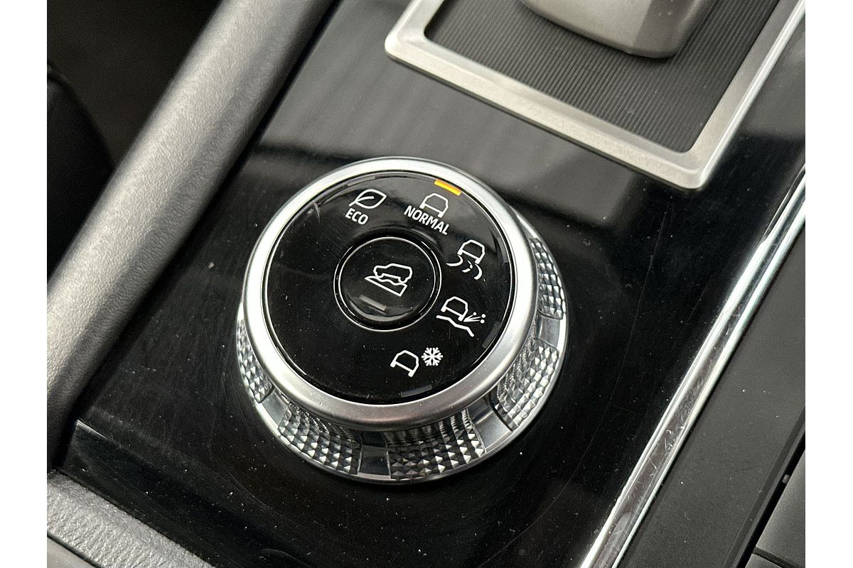 2022 Mitsubishi Outlander ES ZM