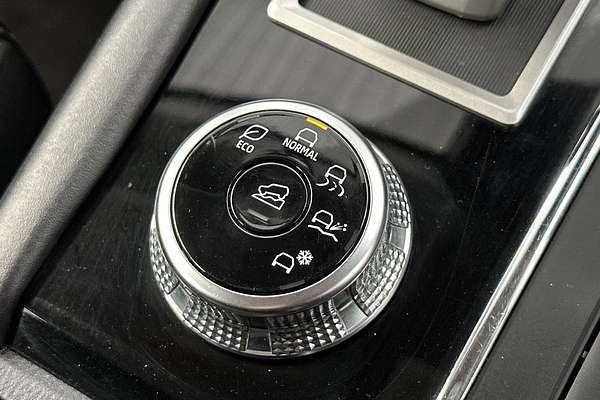 2022 Mitsubishi Outlander ES ZM