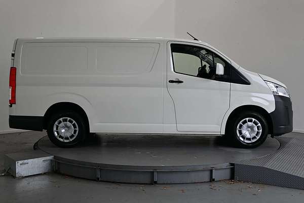 2022 Toyota Hiace GDH300R LWB