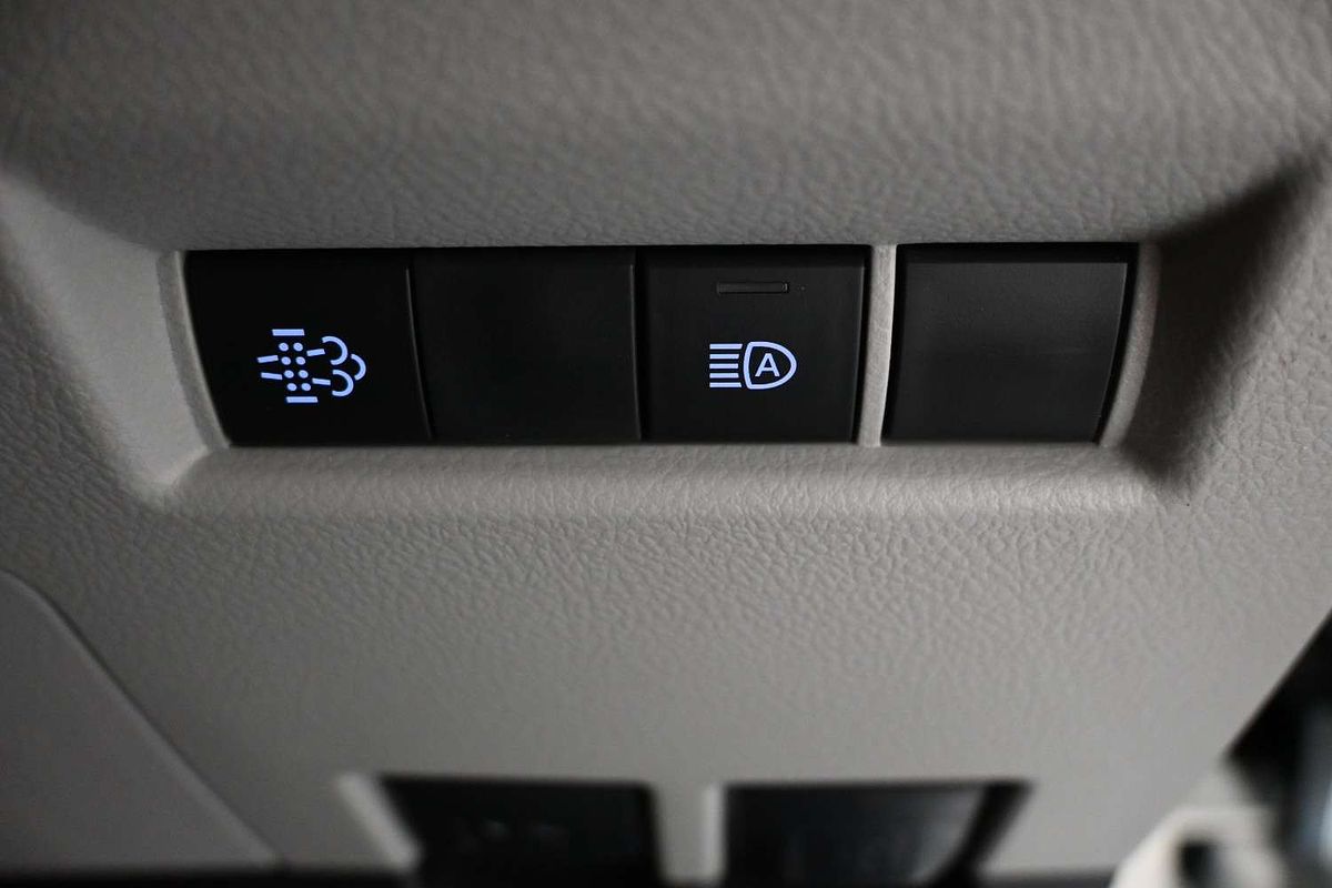 2022 Toyota Hiace GDH300R LWB