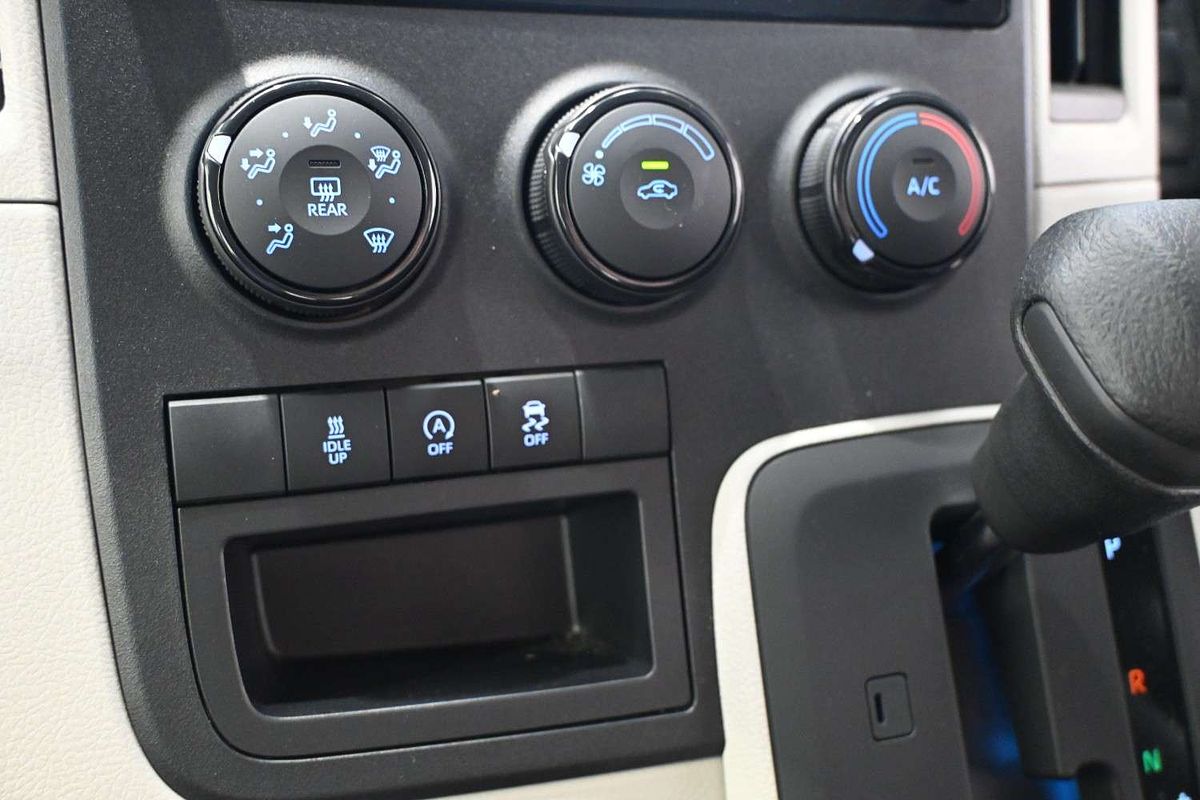 2022 Toyota Hiace GDH300R LWB