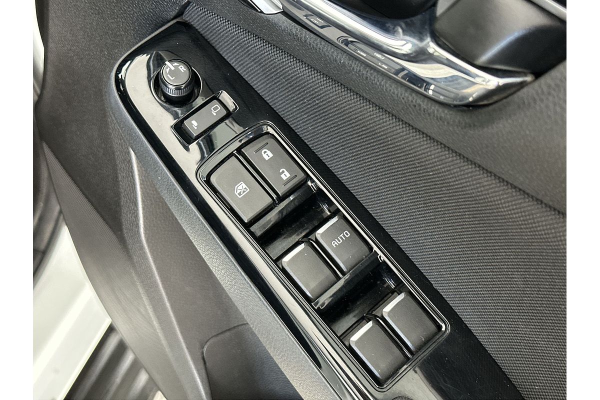 2022 Isuzu MU-X LS-U