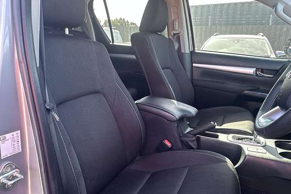 2023 Toyota Hilux SR5 GUN126R 4X4