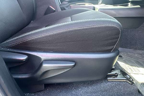 2023 Toyota Hilux SR5 GUN126R 4X4
