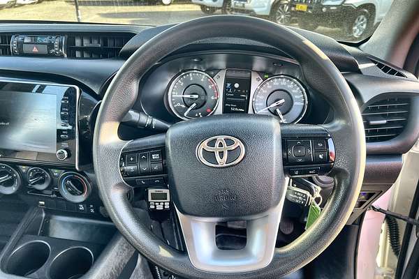 2021 Toyota Hilux SR GUN126R 4X4
