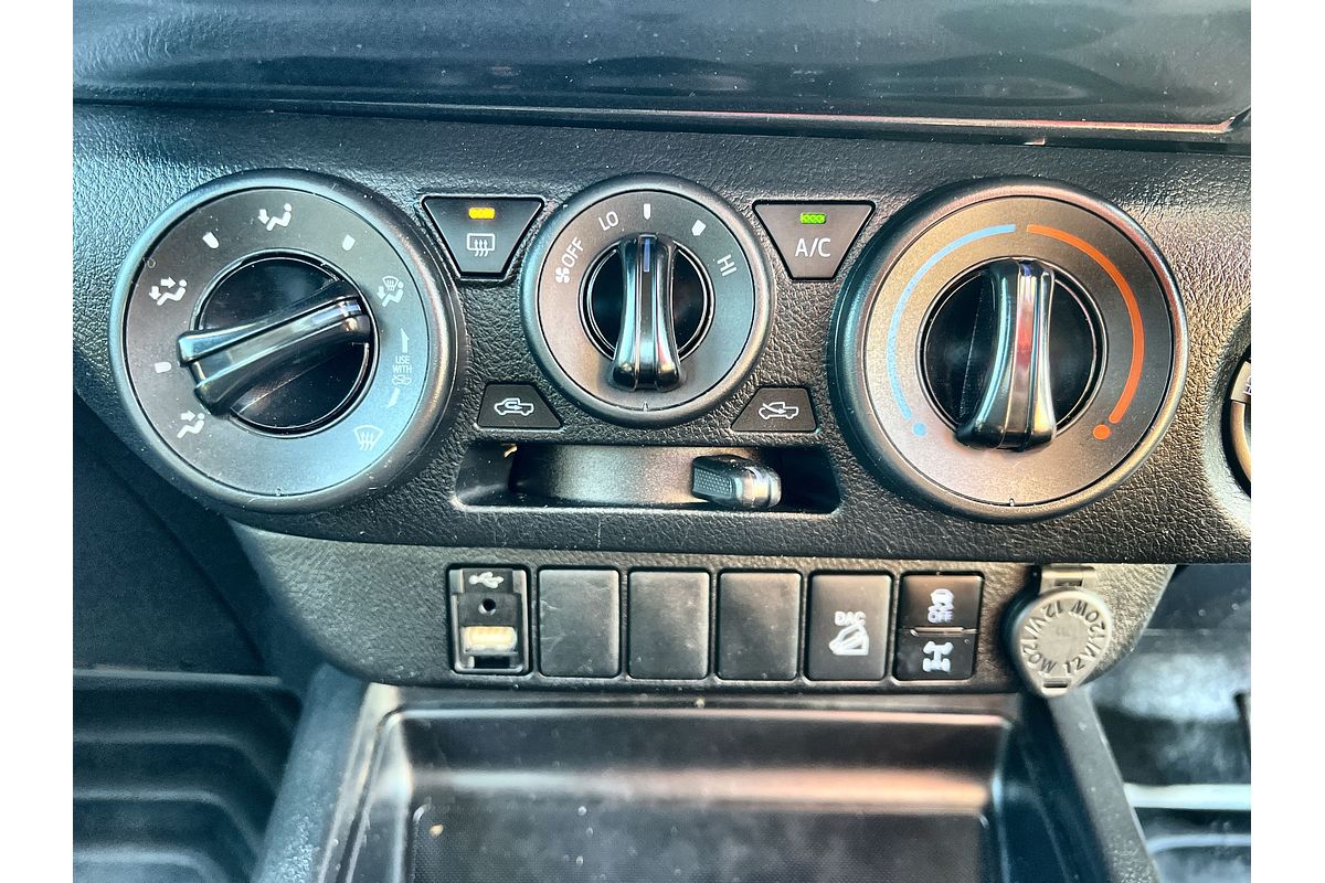 2021 Toyota Hilux SR GUN126R 4X4